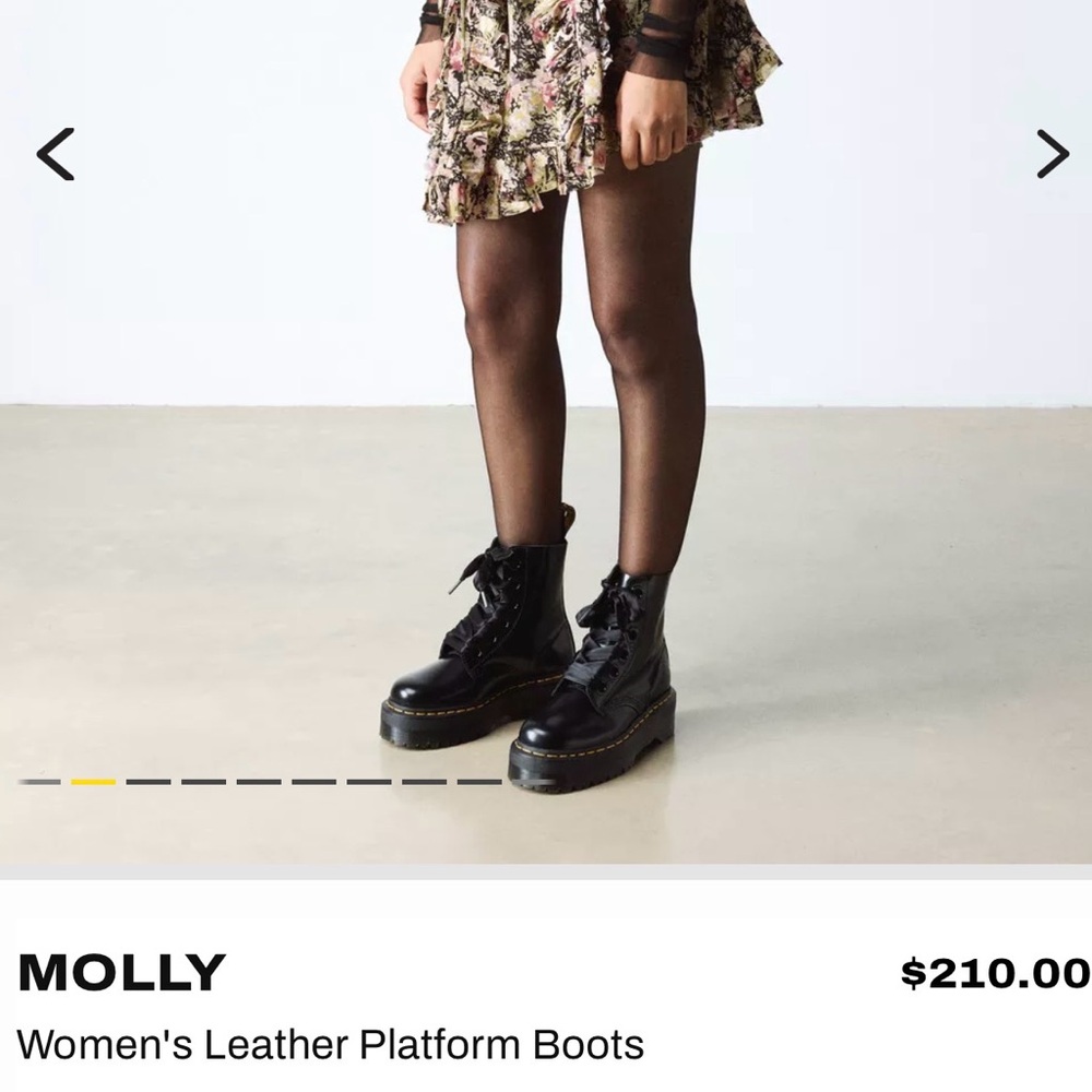 Dr. Martens Molly Platform Boots